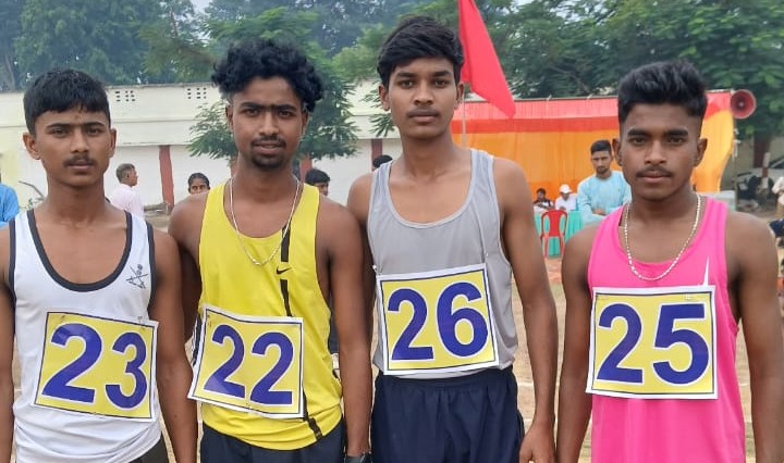 बापू इंटर कॉलेज के खिलाड़ियों ने 69वीं जनपद स्तरीय प्रतियोगिता में लहराया परचम, कई इवेंट्स में जीते मेडल 2 बापू इंटर कॉलेज के खिलाड़ियों ने 69वीं जनपद स्तरीय प्रतियोगिता में लहराया परचम
