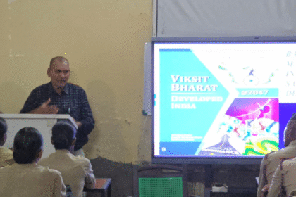 विकसित भारत बिल्डथॉन 2025" के अंतर्गत आयोजित कार्यक्रम "विकसित भारत 2047" मिशन पर बापू महाविद्यालय में सेमिनार व नुक्कड़ नाटक का आयोजनसलेमपुर (देवरिया)।